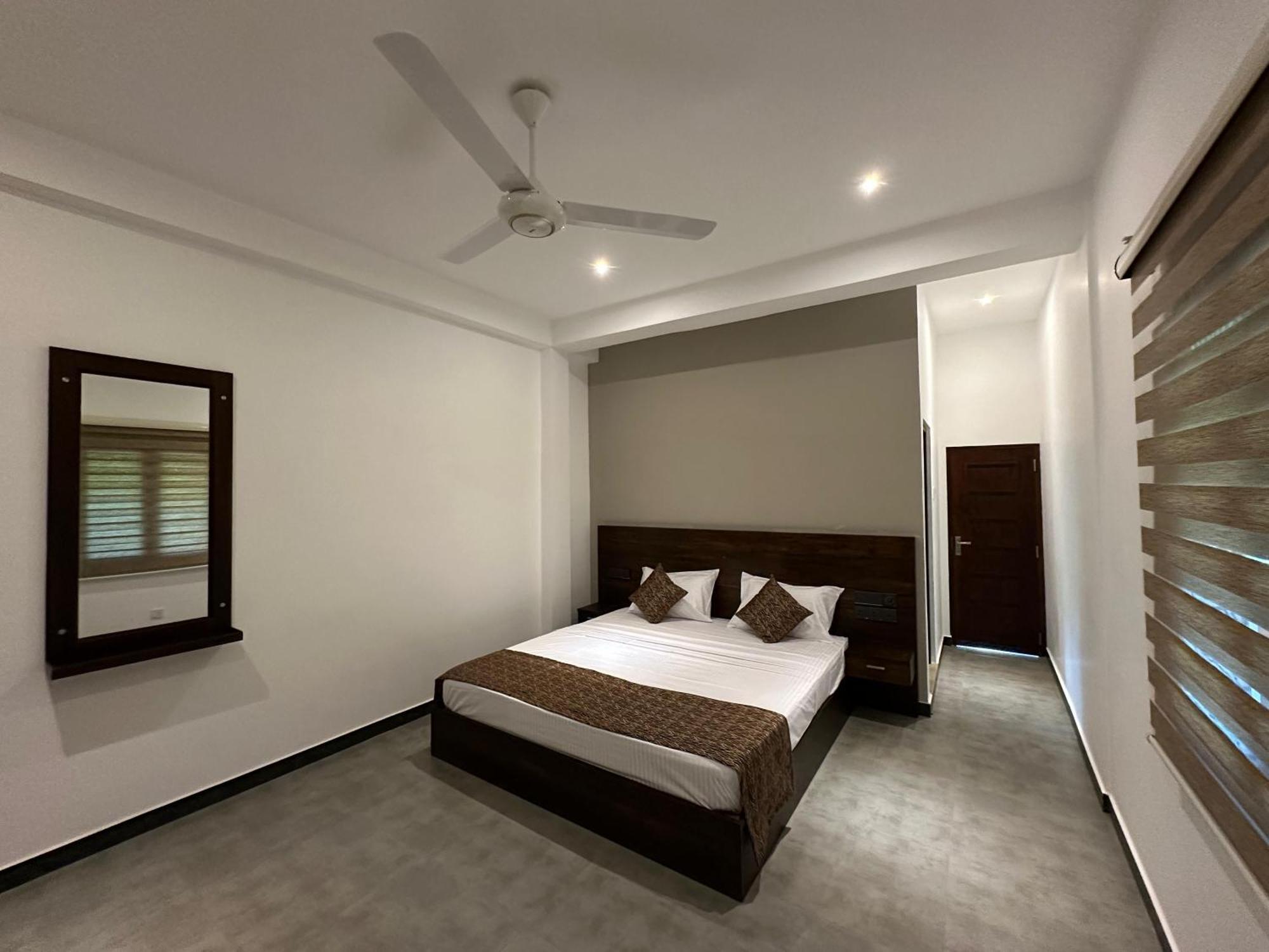 Cocos Polhena Hotel Matara Eksteriør billede