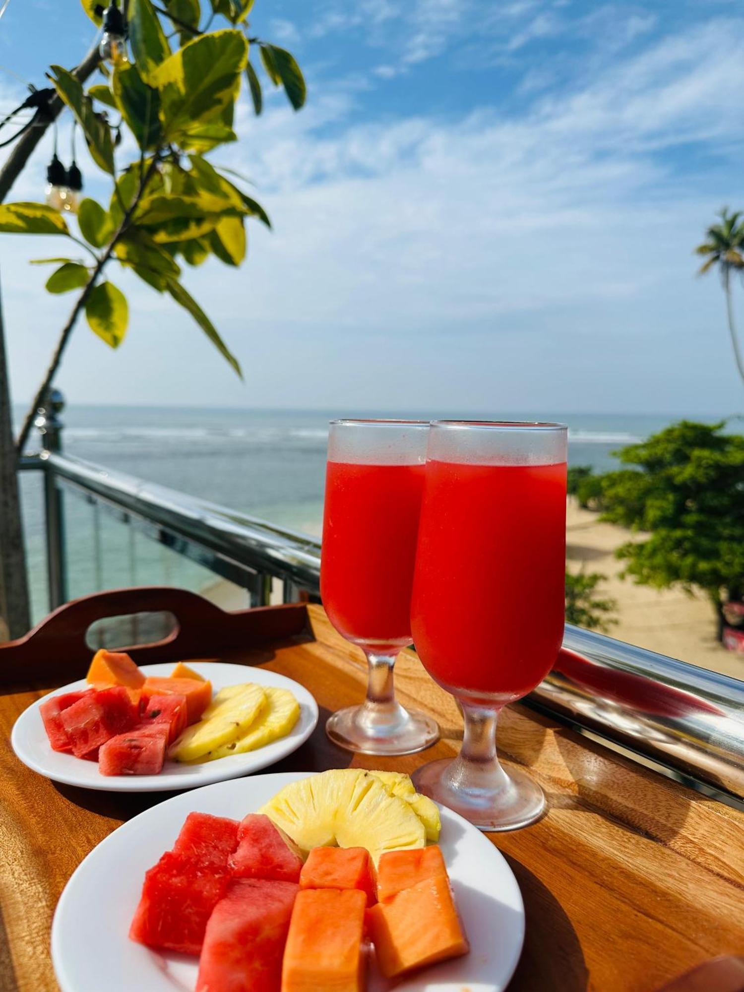 Cocos Polhena Hotel Matara Eksteriør billede
