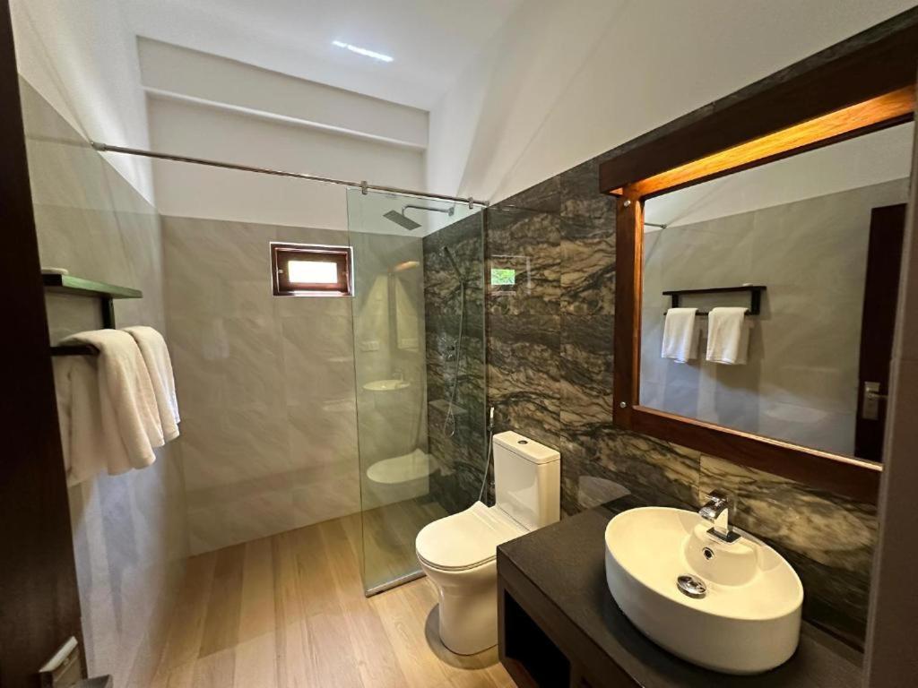 Cocos Polhena Hotel Matara Eksteriør billede
