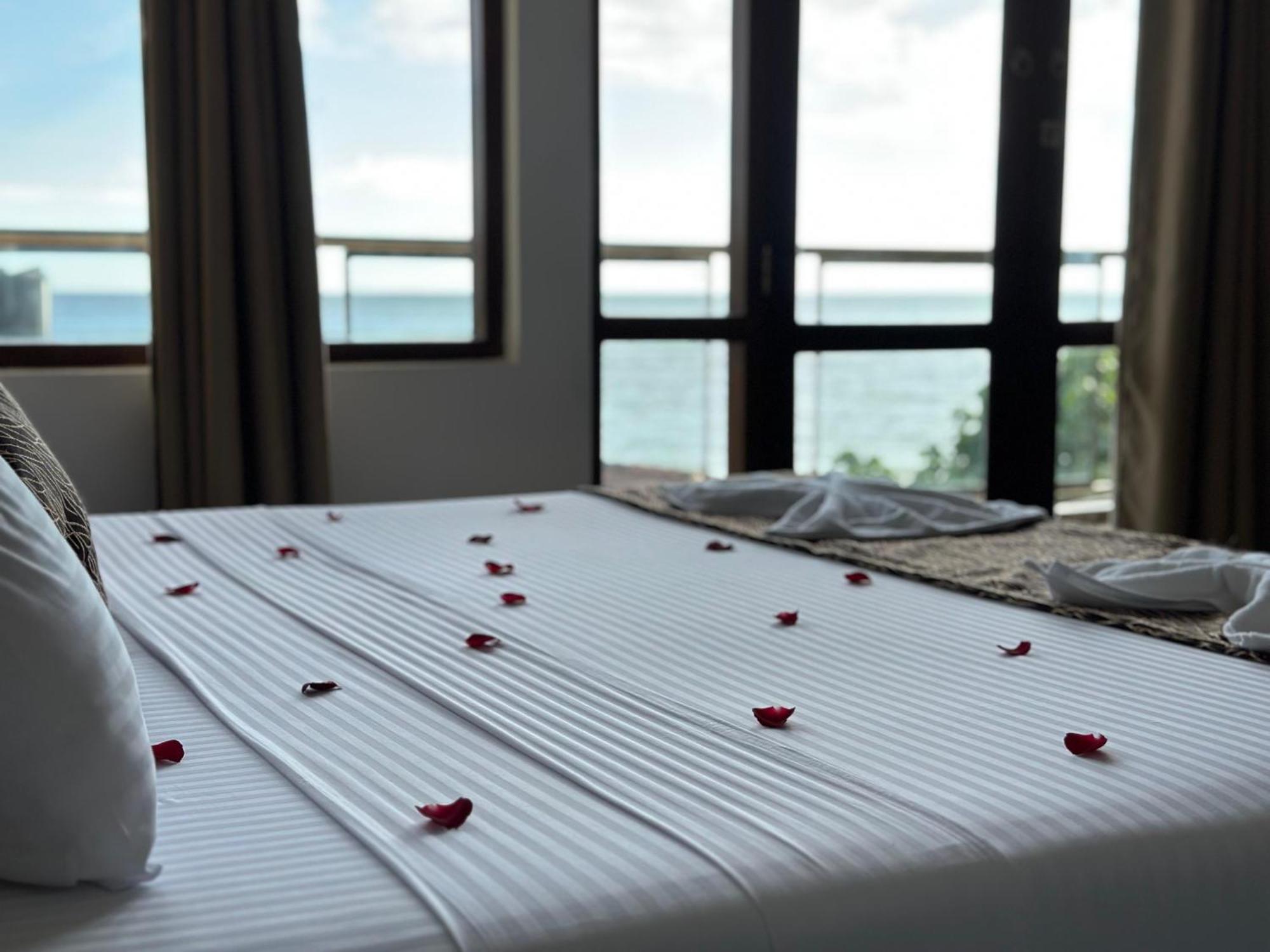 Cocos Polhena Hotel Matara Eksteriør billede
